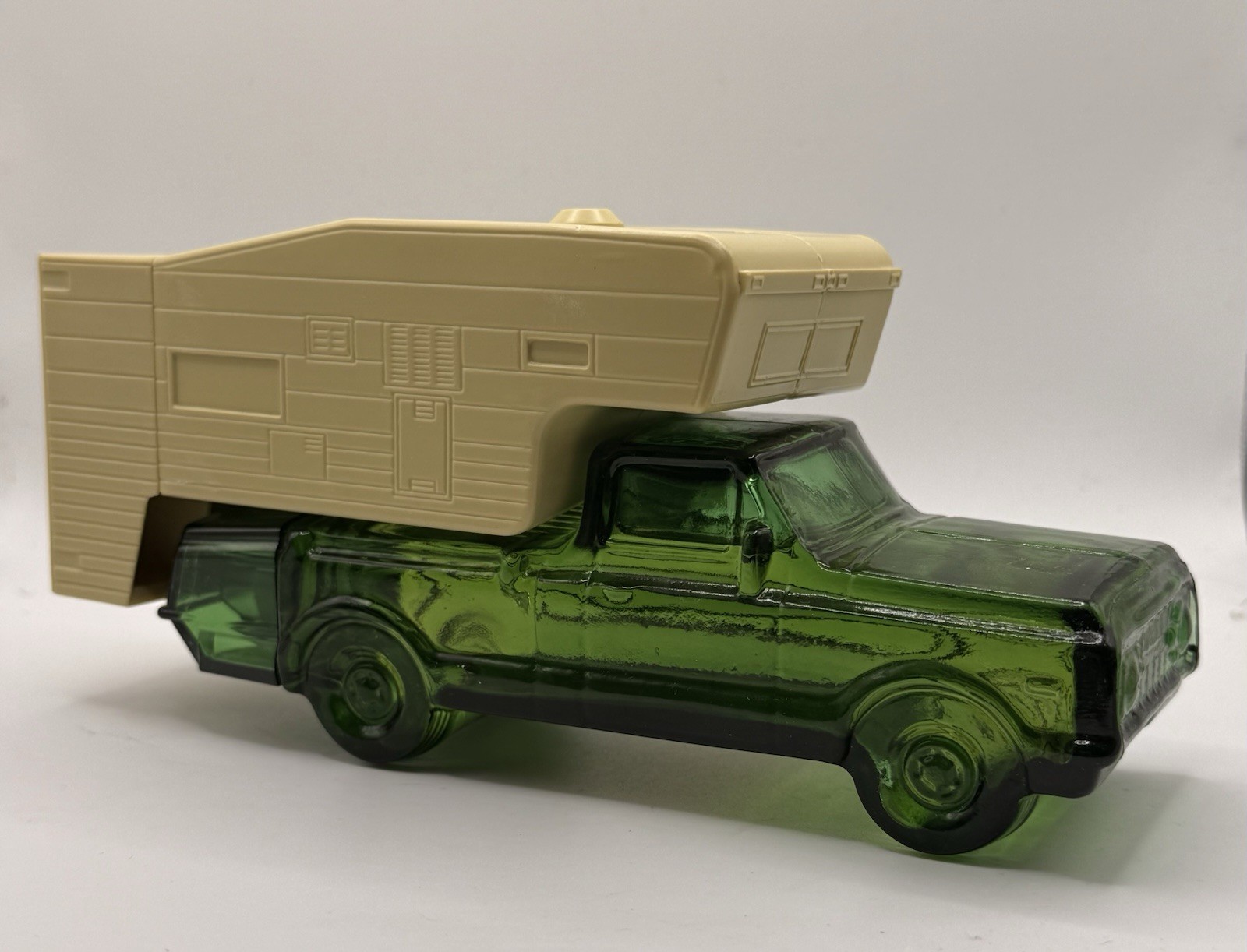 Vintage Avon Pickup Truck Camper Oland Talc 4 oz Green Glass Decanter Bottle Ful