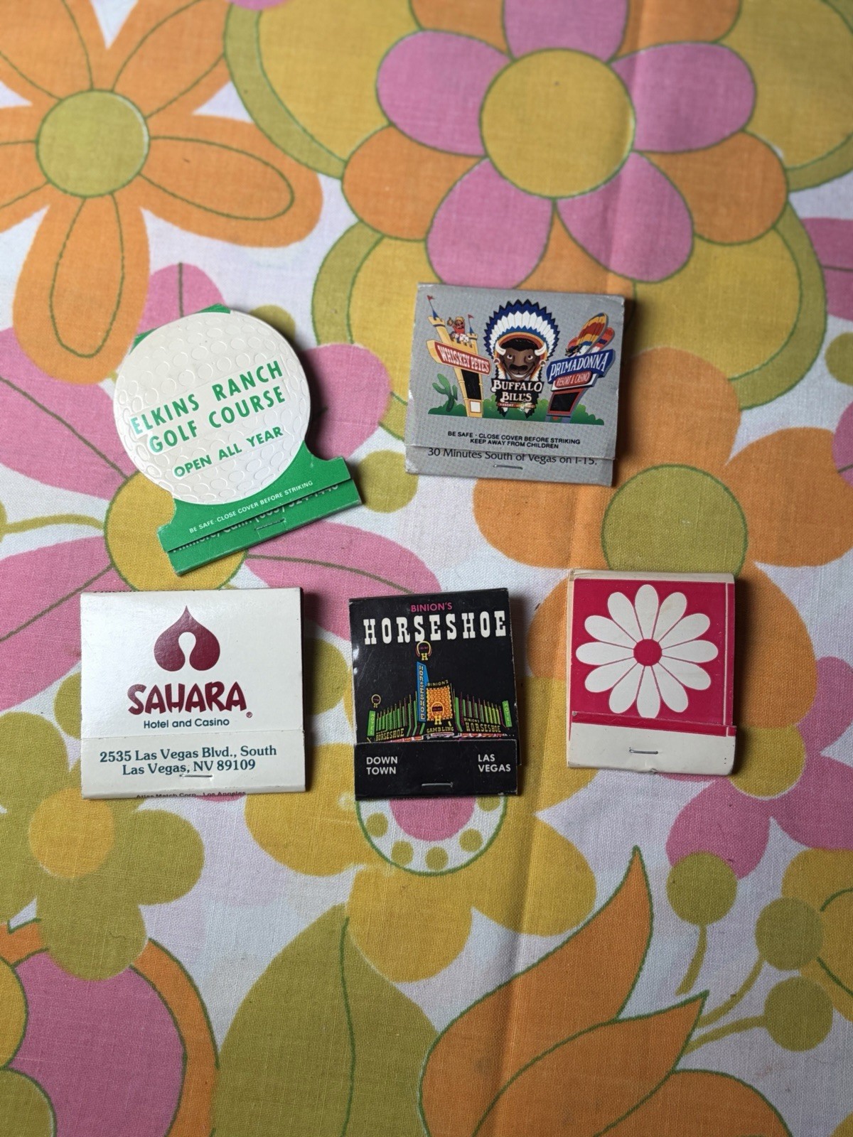 Vtg Las Vegas Casino Matchbook Lot Sahara Binions Horseshoe Primm Valley Golf