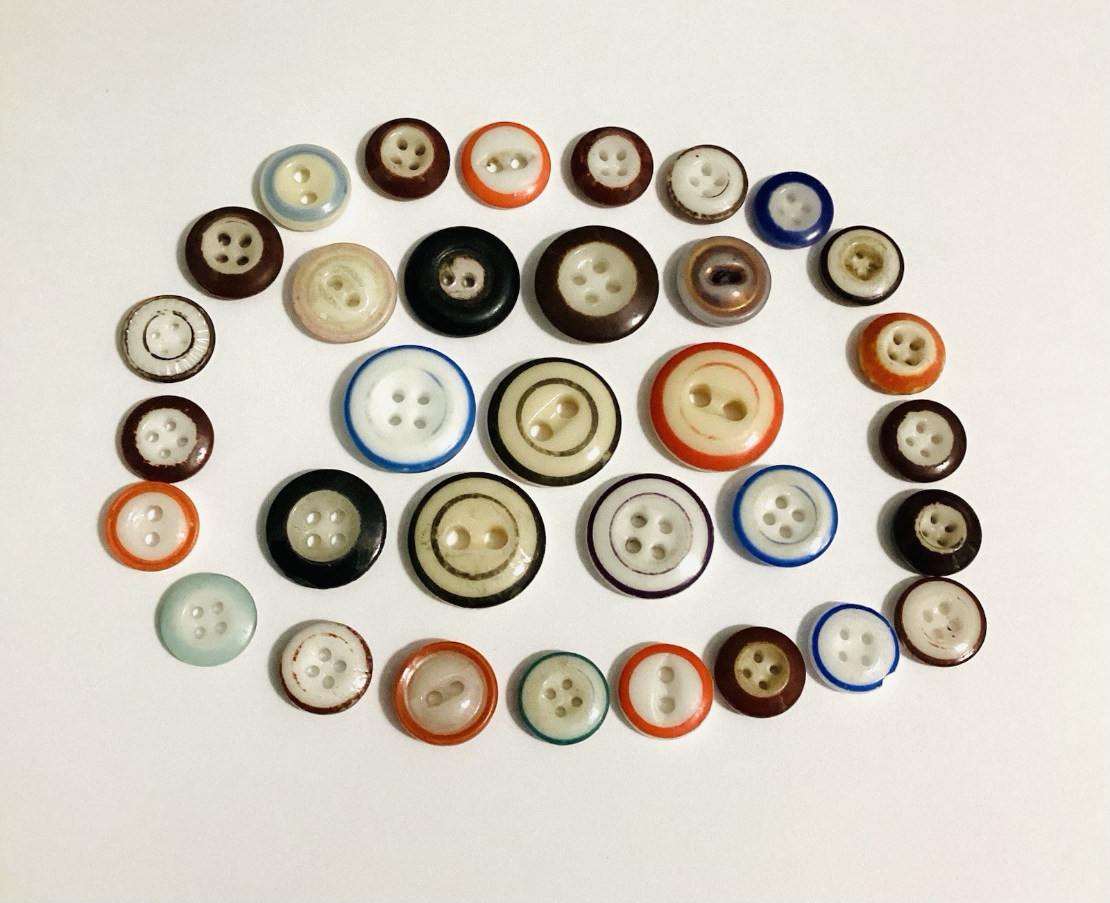 Lot Of 33 Vintage STENCIL RINGER  China Buttons