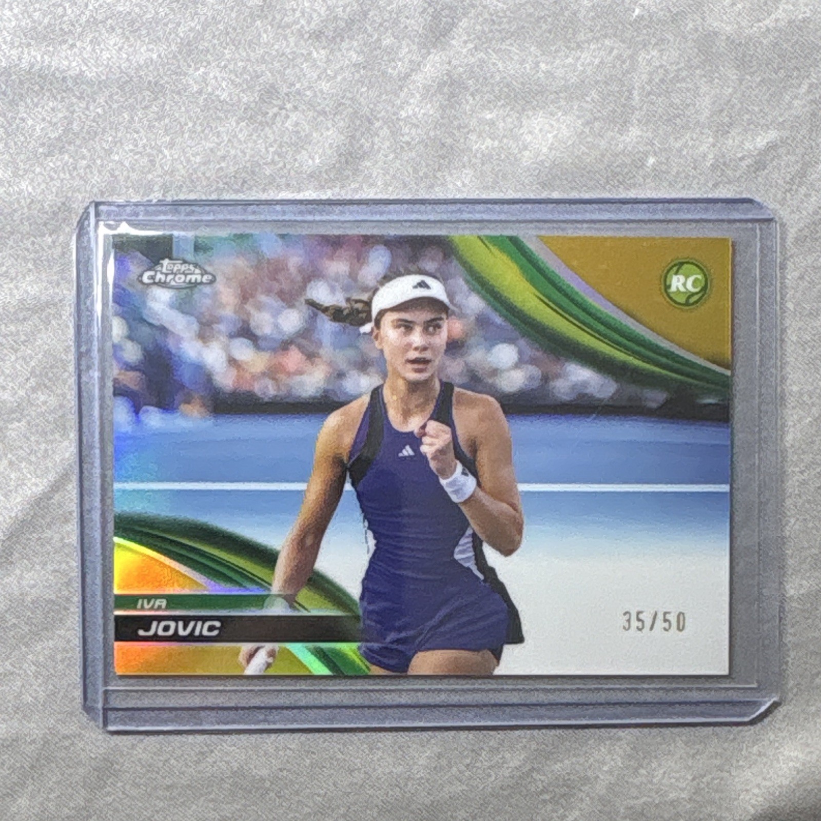 2025 Topps Chrome Iva Jovic Rookie Card #208 True Gold 35/50 USA