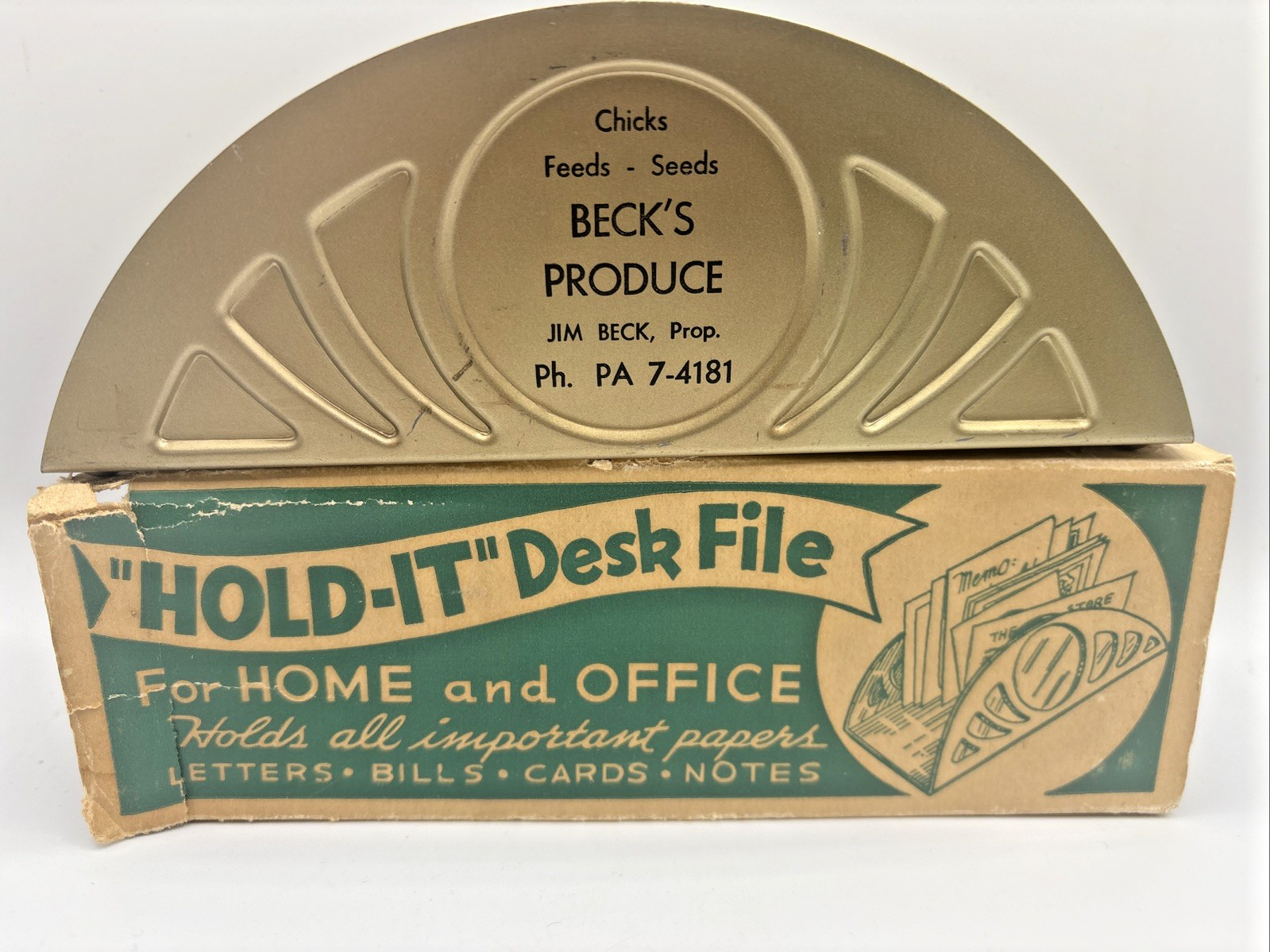 VINTAGE MID CENTURY HOLD-IT METAL COIL LETTER HOLDER ADVERTISING BECK’S PRODUCE VINTAGE MID CENTURY HOLD-IT METAL COIL LETTER HOLDER ADVERTISING BECK’S PRODUCE