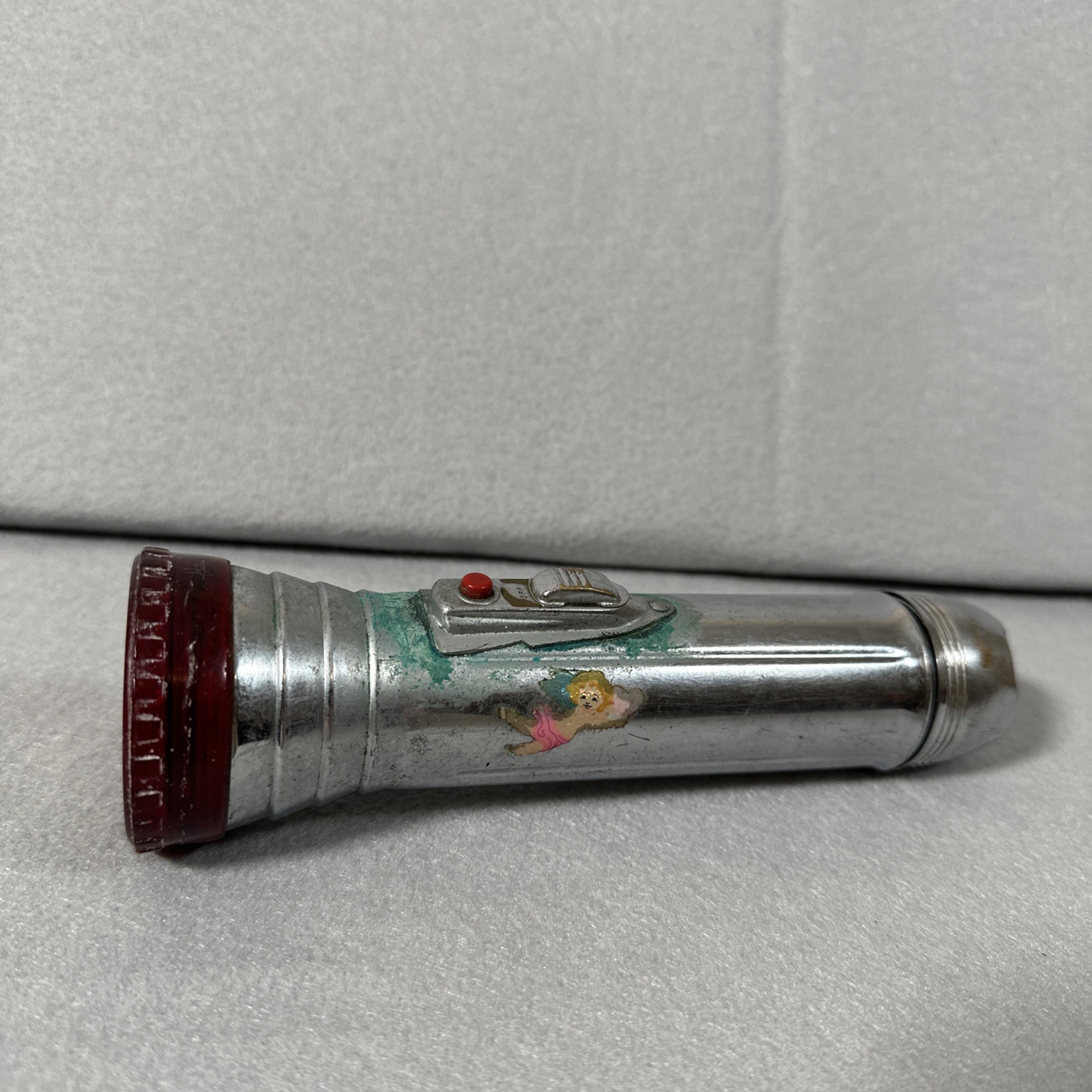 Bond Winchester Olin Flashlight -Made in USA (Parts/Repair) Bond Winchester Olin Flashlight -Made in USA (Parts/Repair)