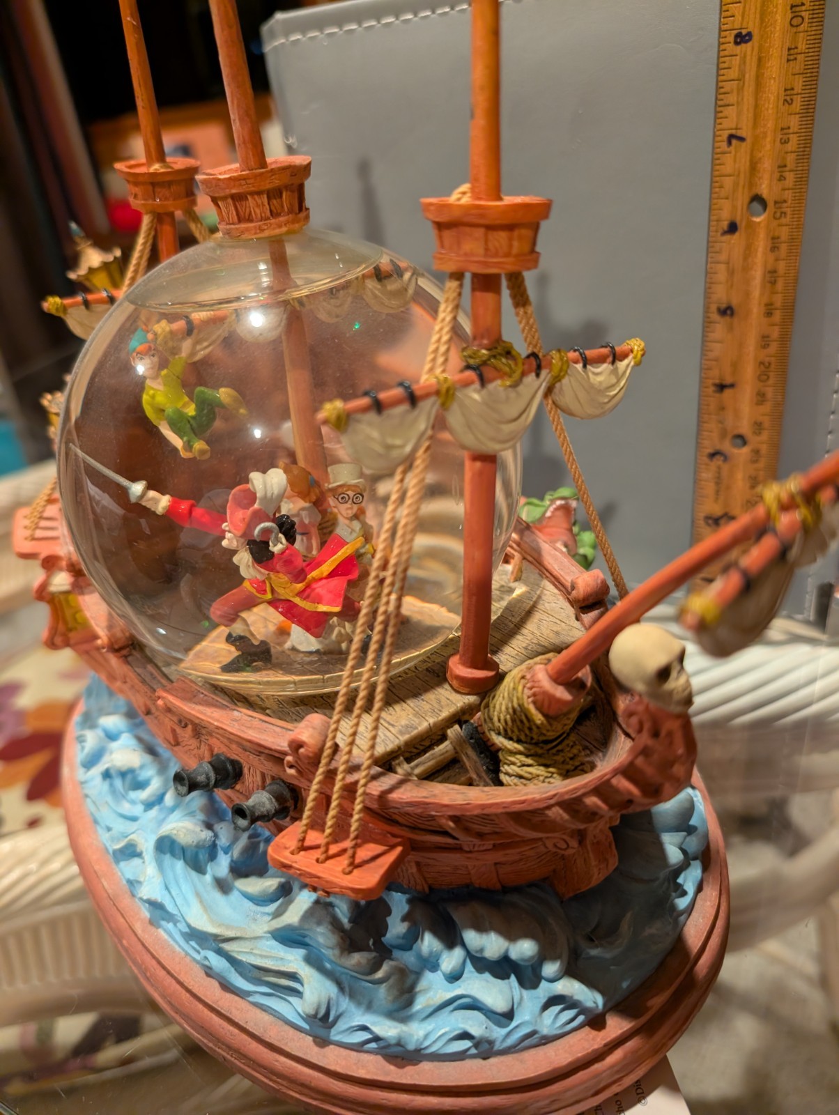 Disney Peter Pan Captain Hook Pirate Ship You Can Fly Musical Snow Globe READ