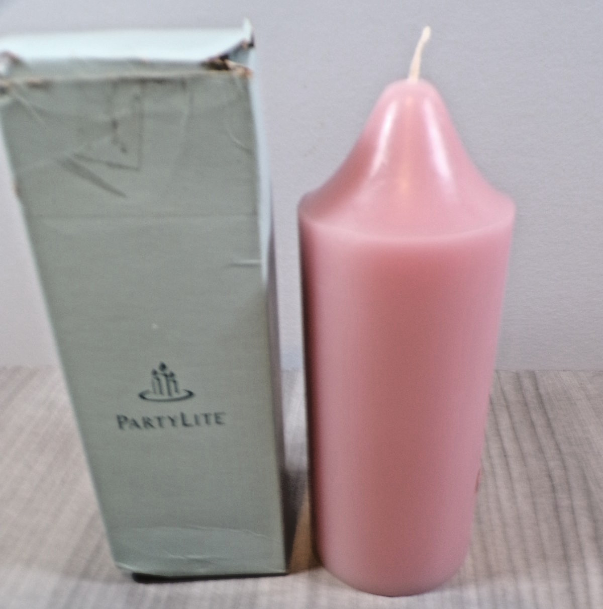 PartyLite  3 x 7 Bell Top Pillar Candle Retired Spiced Plum S3737 new in box