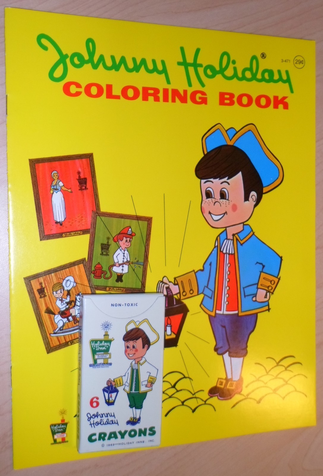 HOLIDAY INN Coloring Book - 1970 with box of 6 crayons Johnny Holiday Hotel NOS
