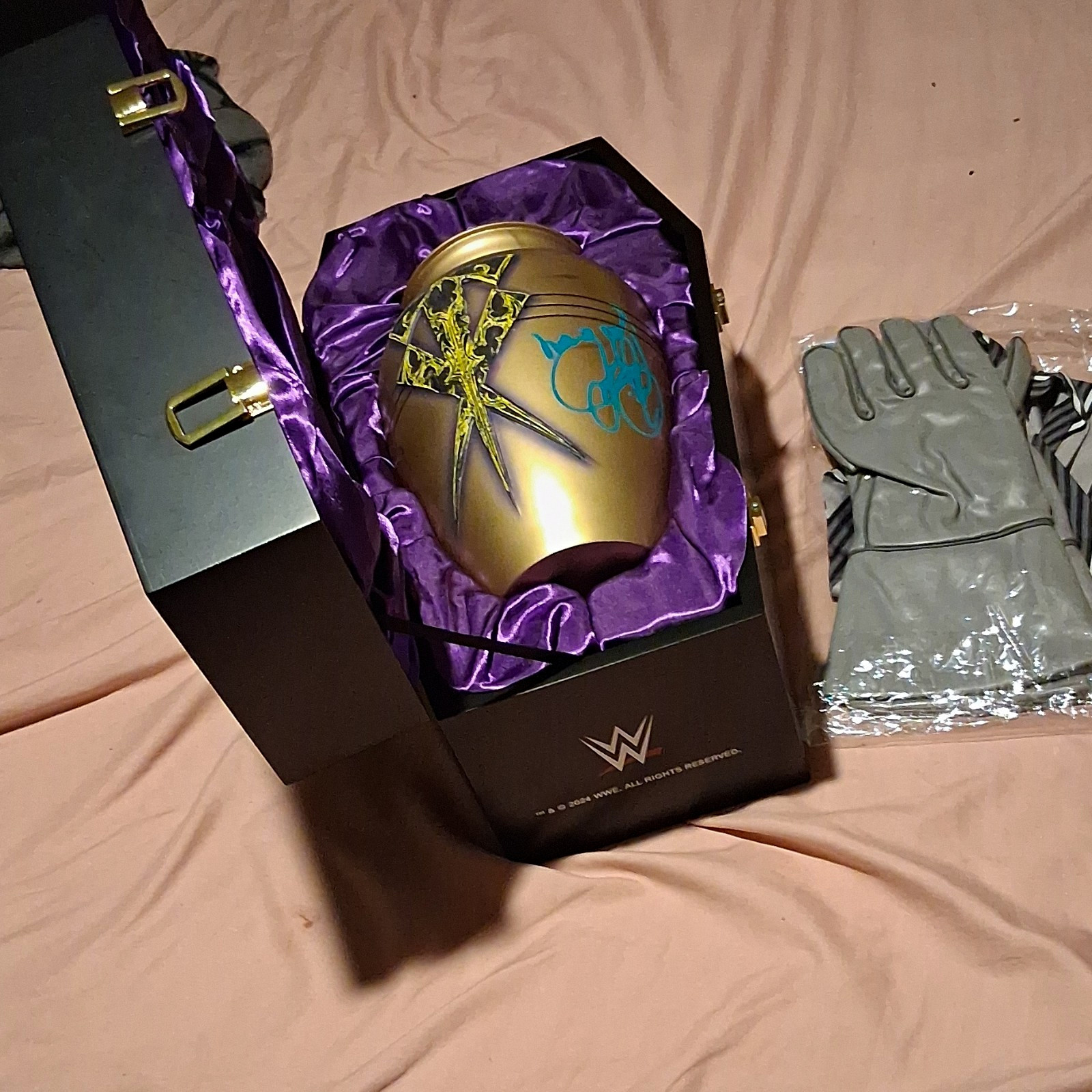 WWE The Undertaker Wood Hinged Lined Box Rectangle Black Purple Gold Autographed