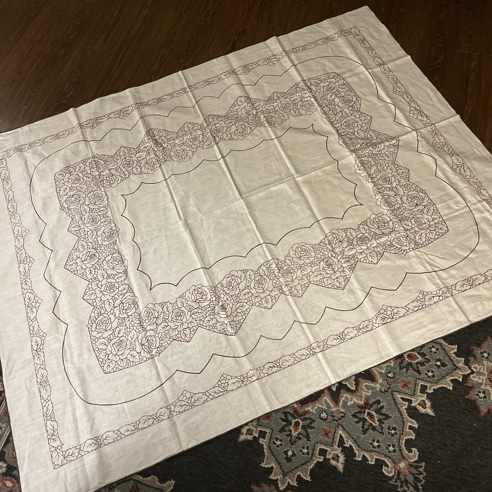 Vintage Polish Linen Floral Table Cloth Rectangle 74”x59”