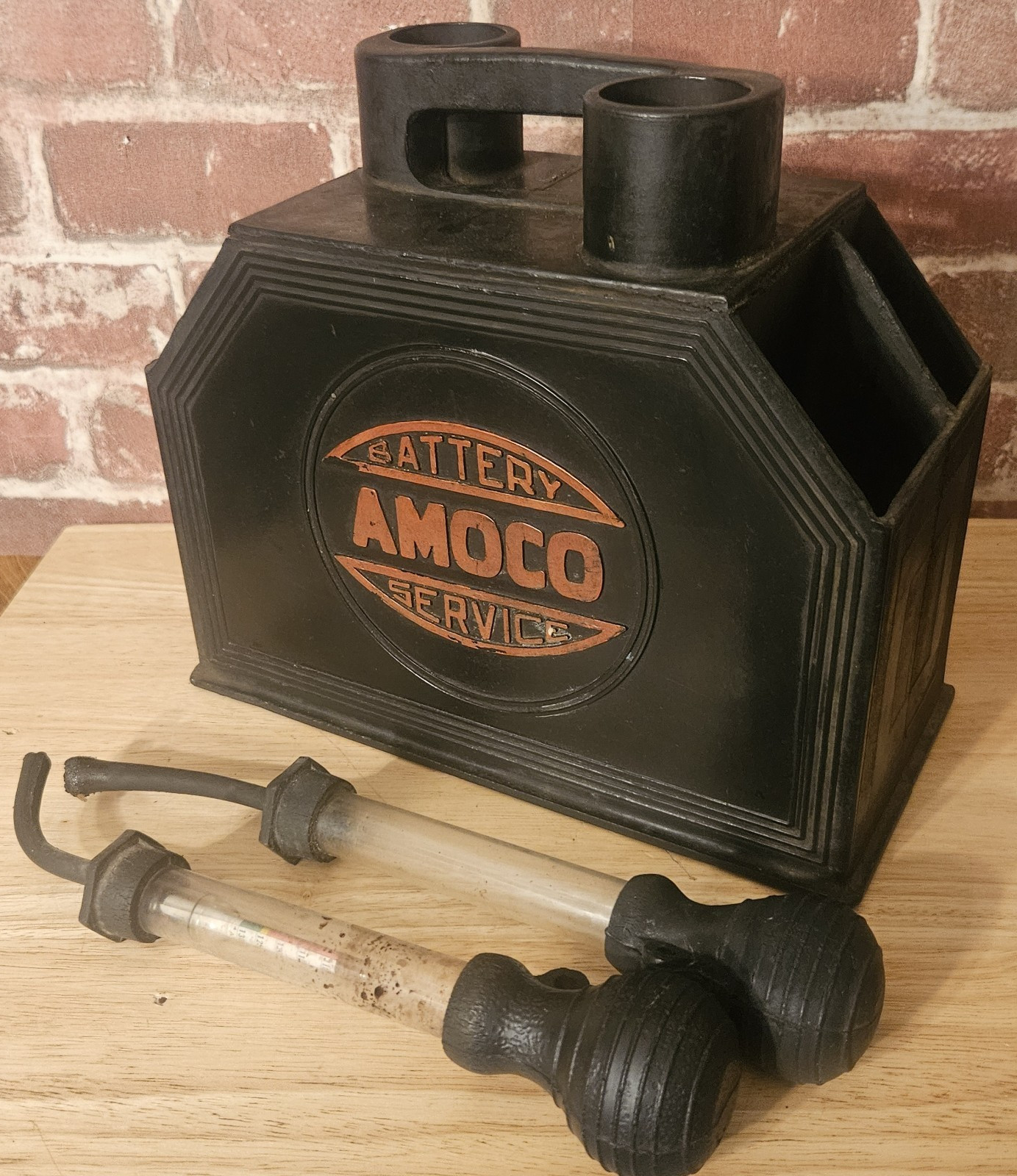 VINTAGE AMOCO BATTERY SERVICE KIT TOOLBOX HARD RUBBER