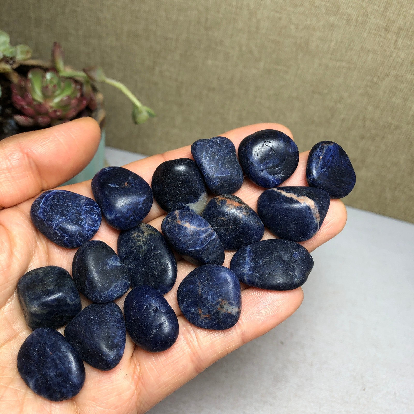 17pcs Natural sodalite semi-precious Stone Crystal specimens 73g A3178