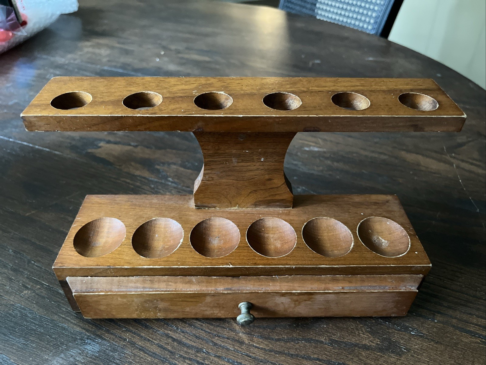 Vintage 6 Pipe In Line Wooden Pipe Rack Holder Stand Display. Vintage 6 Pipe In Line Wooden Pipe Rack Holder Stand Display.