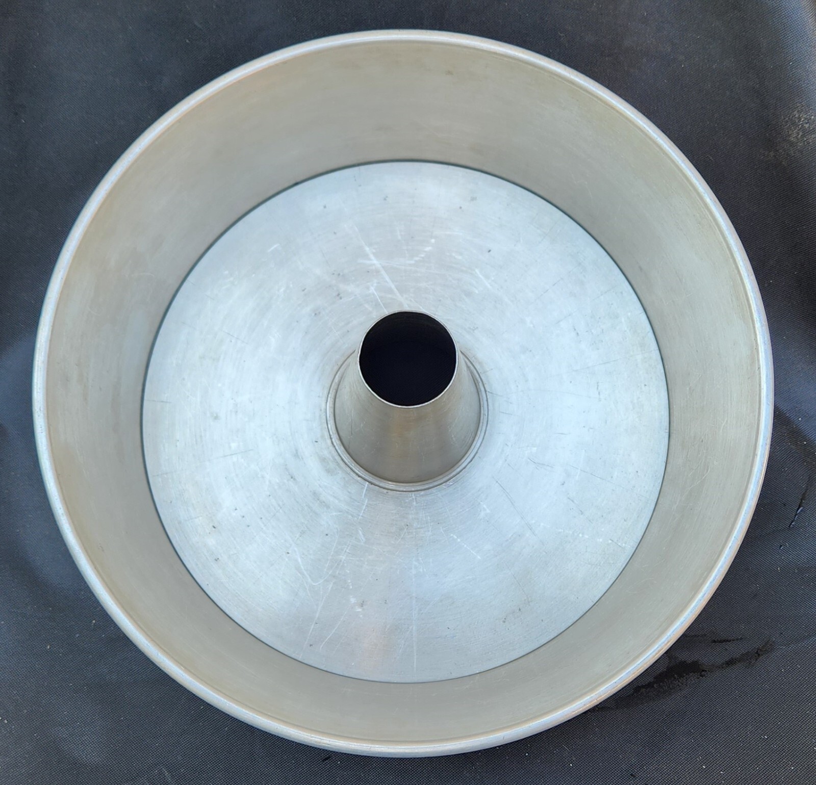 Vintage West Bend Aluminum 10\