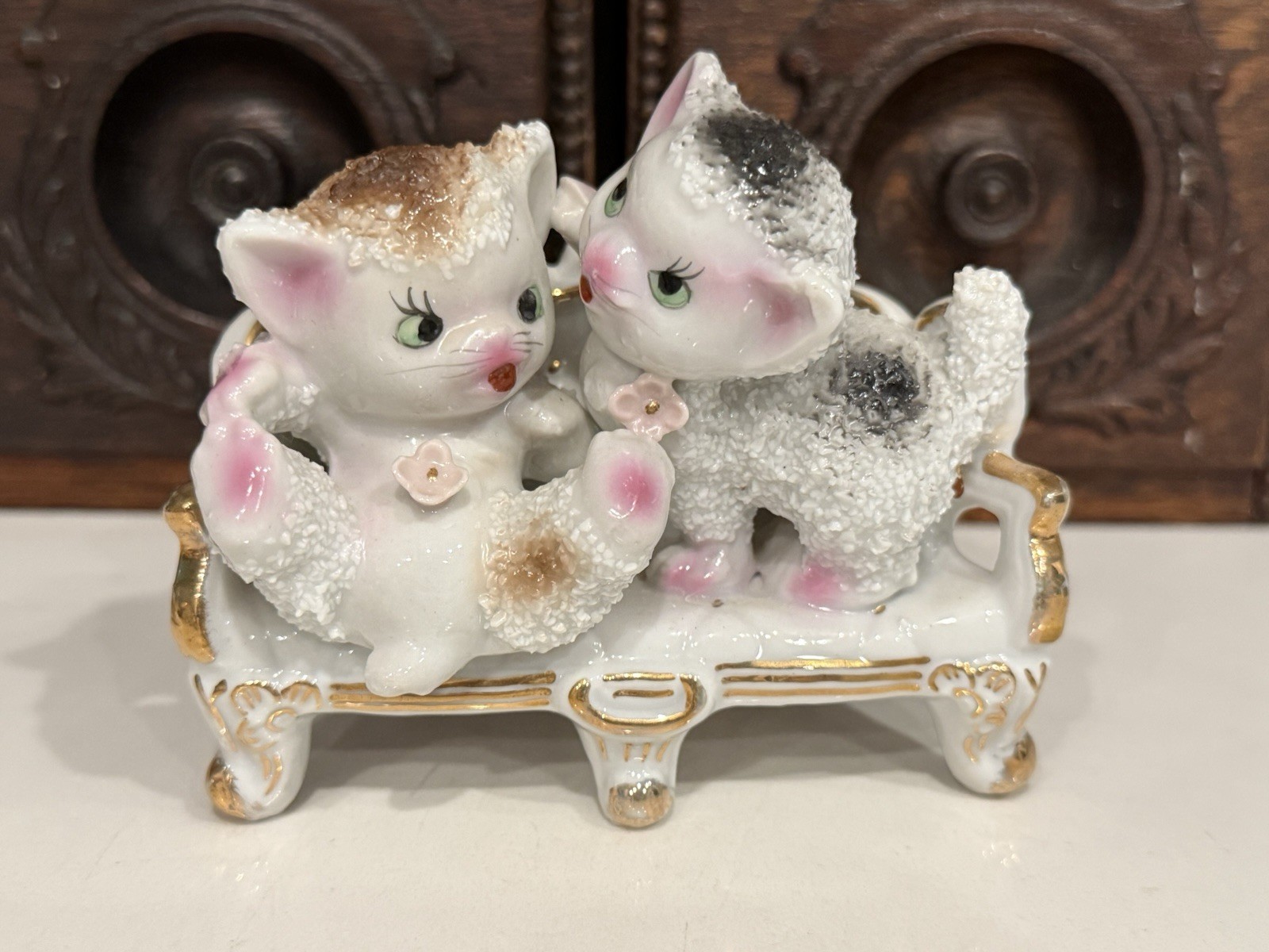 Vtg MCM 1950's Sugar Glazed 2 Kittens playing on Large Couch Japan Kitschy