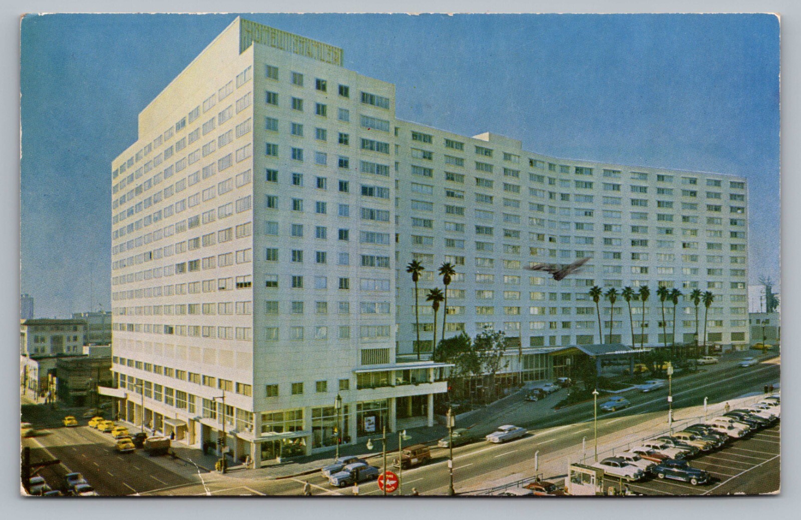 Statler Center Los Angeles California Hotel c1956 Old Cars Taxis Postcard Vtg B7