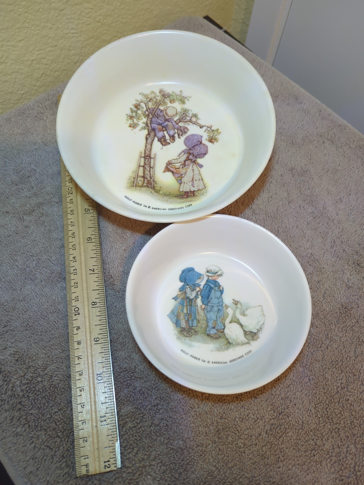 Vintage Holly Hobbie Melamine Bowls Oneida Deluxe Set of 2 6.5 Vintage Holly Hobbie Melamine Bowls Oneida Deluxe Set of 2 6.5