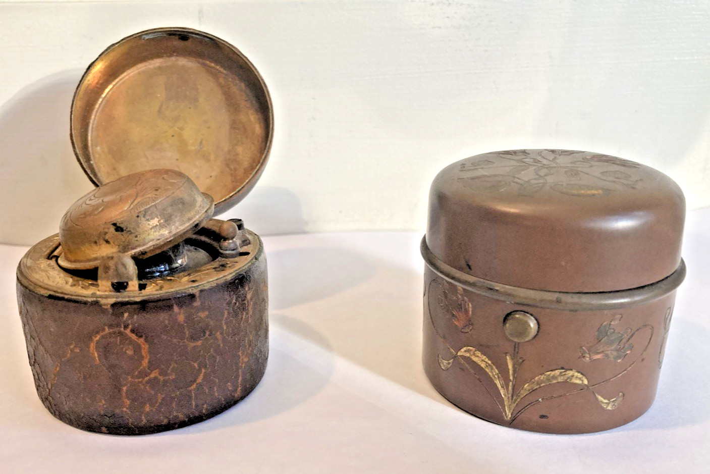 Pair Antique Victorian Traveling Inkwells Leather Brass w/ Glass Inserts