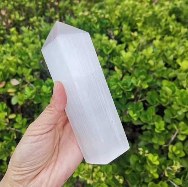 2025HOT  Natural Selenite Wand Crystal Point Stone Quartz Home Decor Gift