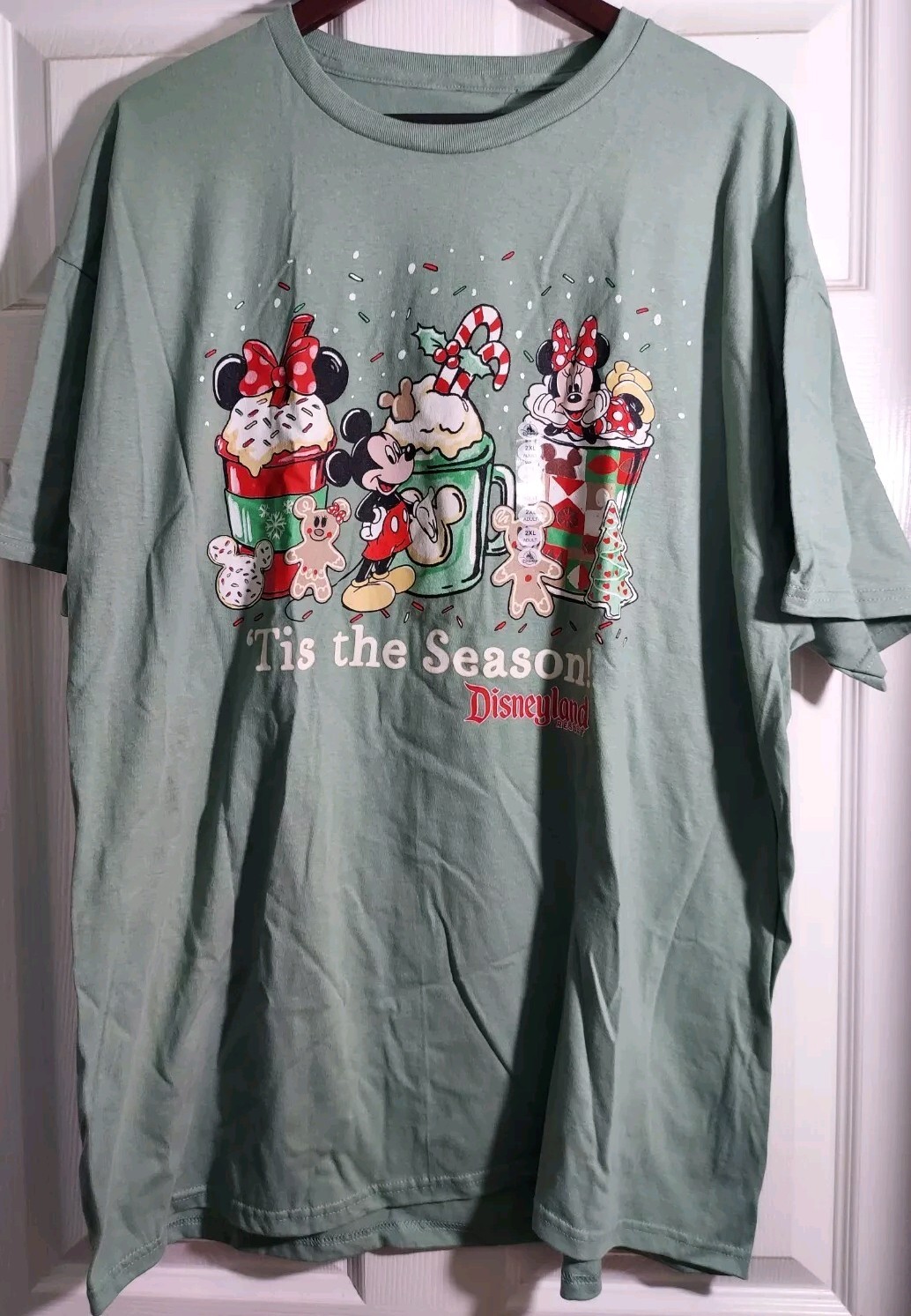 Disneyland Mickey & Minnie \'TIS THE SEASON Holiday Drinks T-Shirt 2X