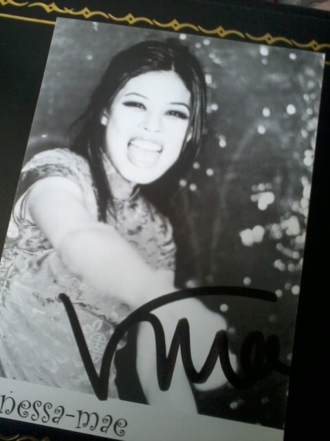 VANESSA MAE ,B/W 6X4\