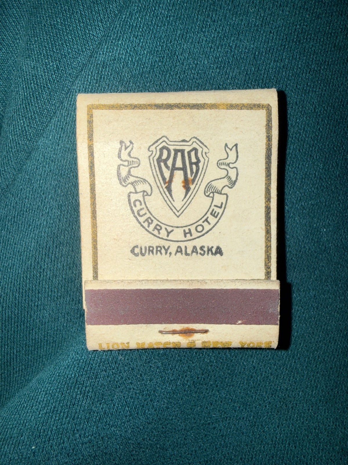 Vintage Curry Hotel Alaska Railroad Matchbook COMPLETELY FULL Unstruck Ghost Tow