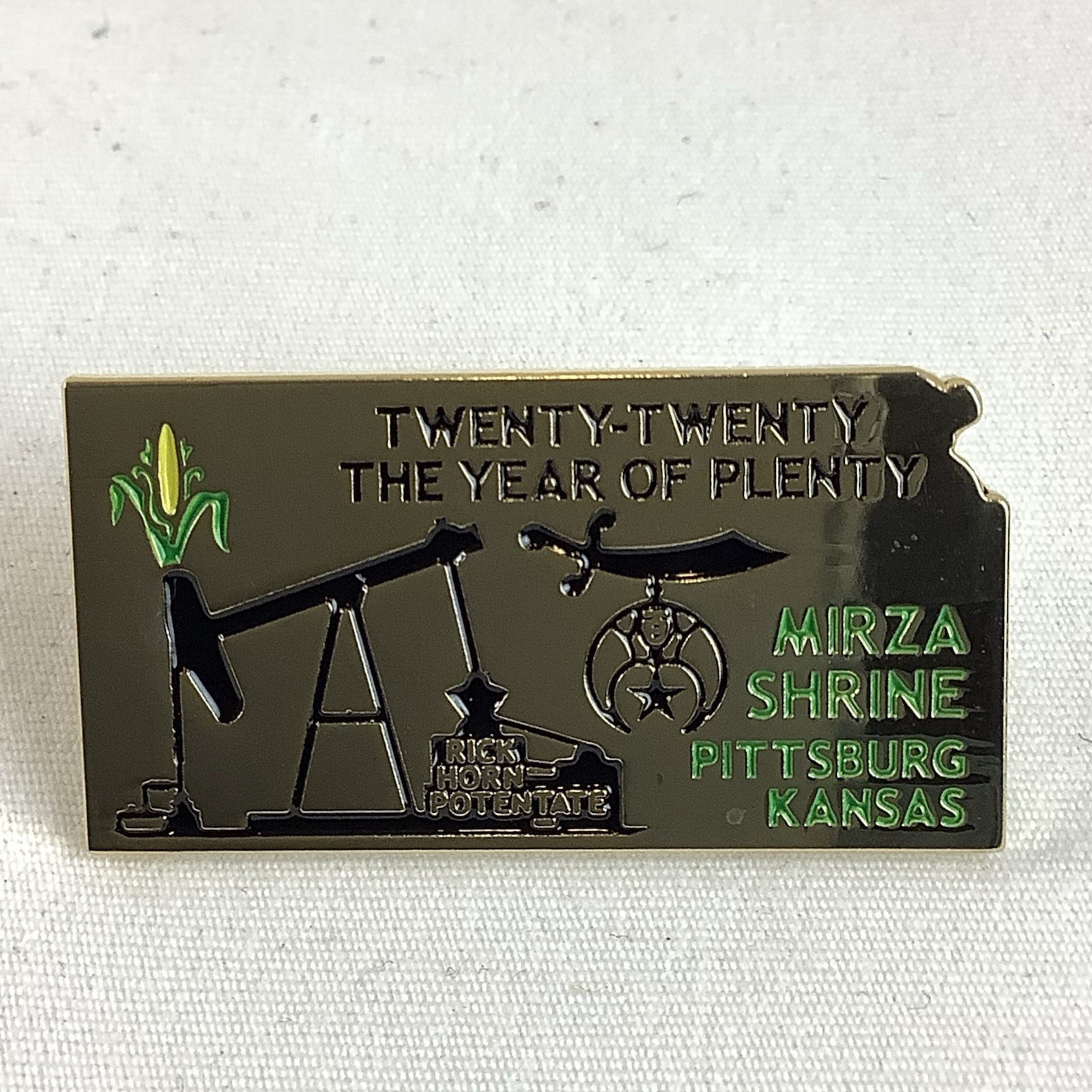 Pin Mirza Shrine Pittsburg KS Enamel Lapel/Fez/Tie Pin 2020 Pumpjack Kansas Pin Mirza Shrine Pittsburg KS Enamel Lapel/Fez/Tie Pin 2020 Pumpjack Kansas