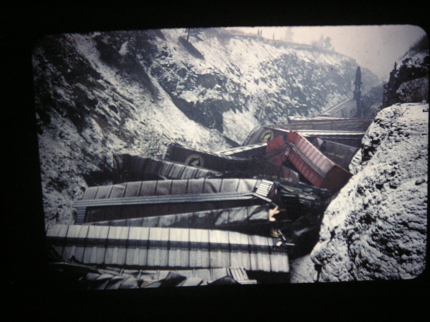 Railroad Train Accident  35mm 6 Slides Unknown Wreck Winter 1960s Great Northern