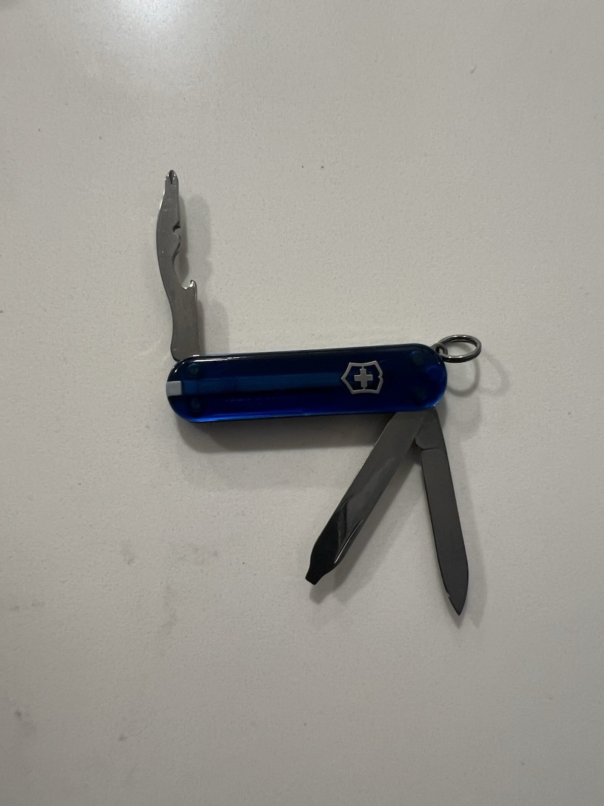 Victorinox Swiss Army knife. Rally Model, Item Number :0.6163 Victorinox Swiss Army knife. Rally Model, Item Number :0.6163