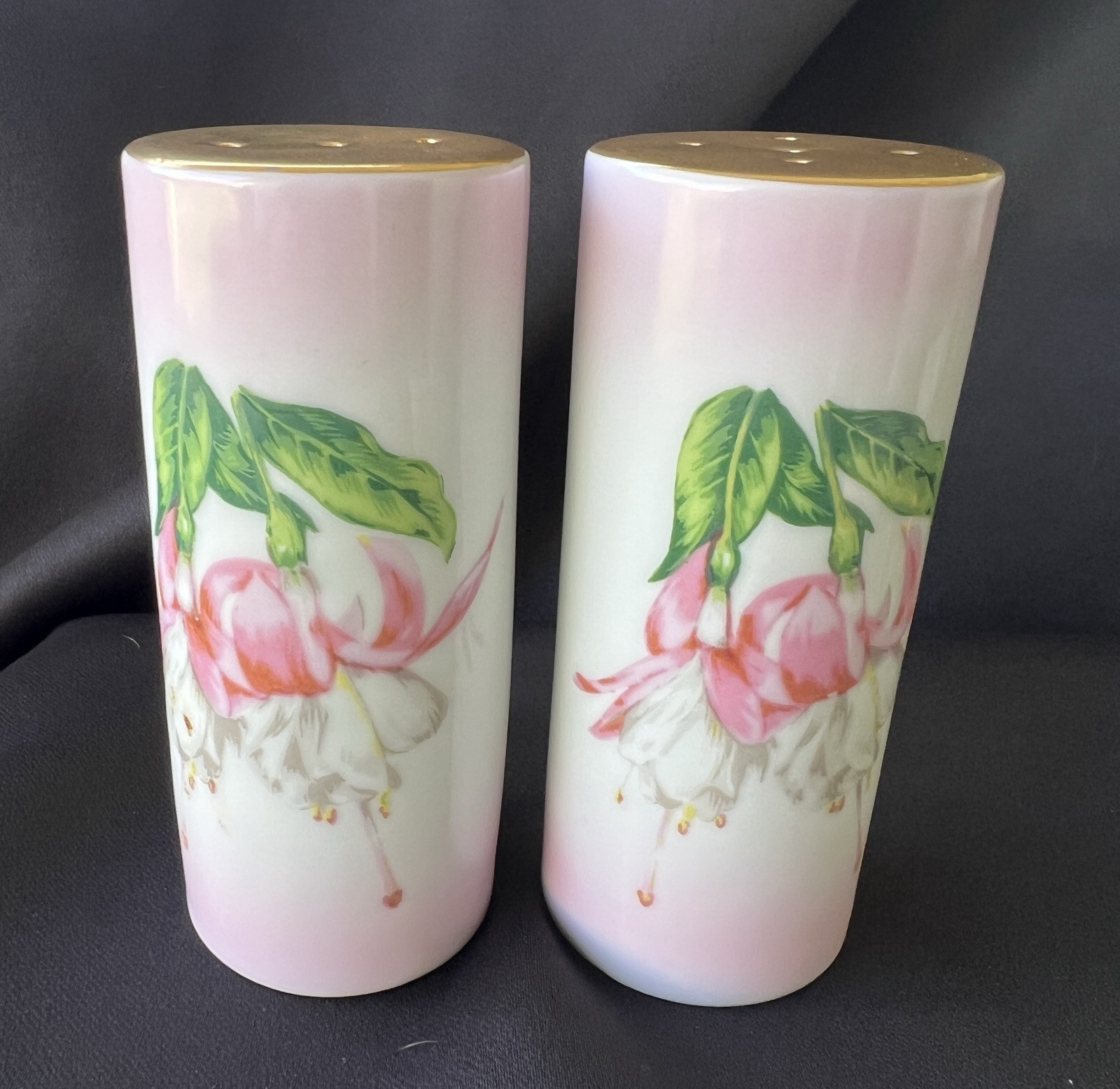 Floral Pink Fuchsia Porcelain Salt And Pepper Shakers Gold tops Handpainted 4”