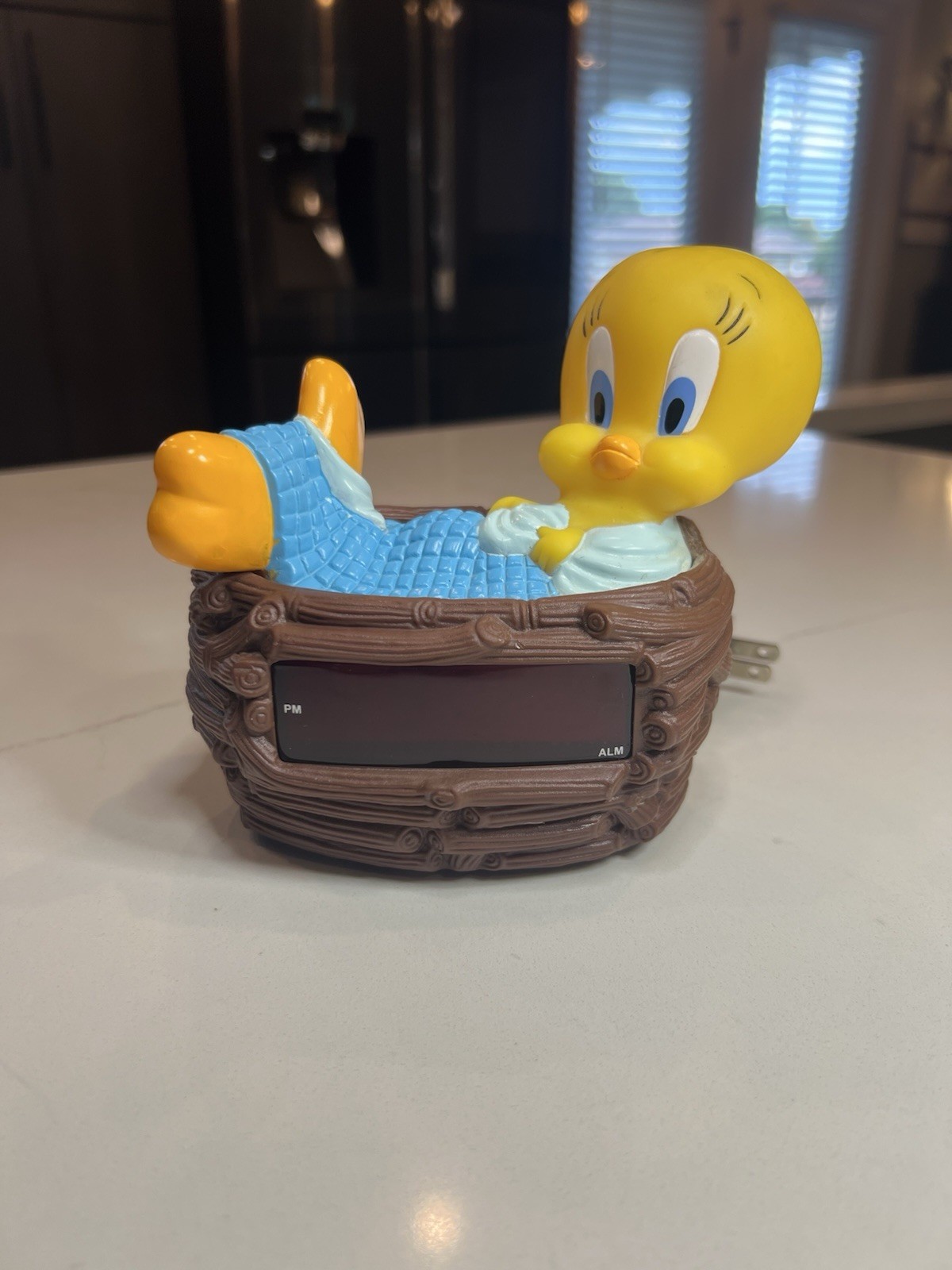 VNTG 1996 Tweety Bird Bed Nest Alarm Clock Westclox Model 32402 TESTED | WORKING