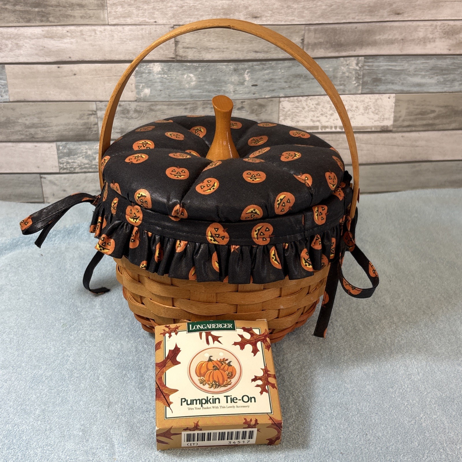 VTG 1996 Longaberger Halloween Pumpkin Basket W/ Liner Protector & Lid, Tie-On 