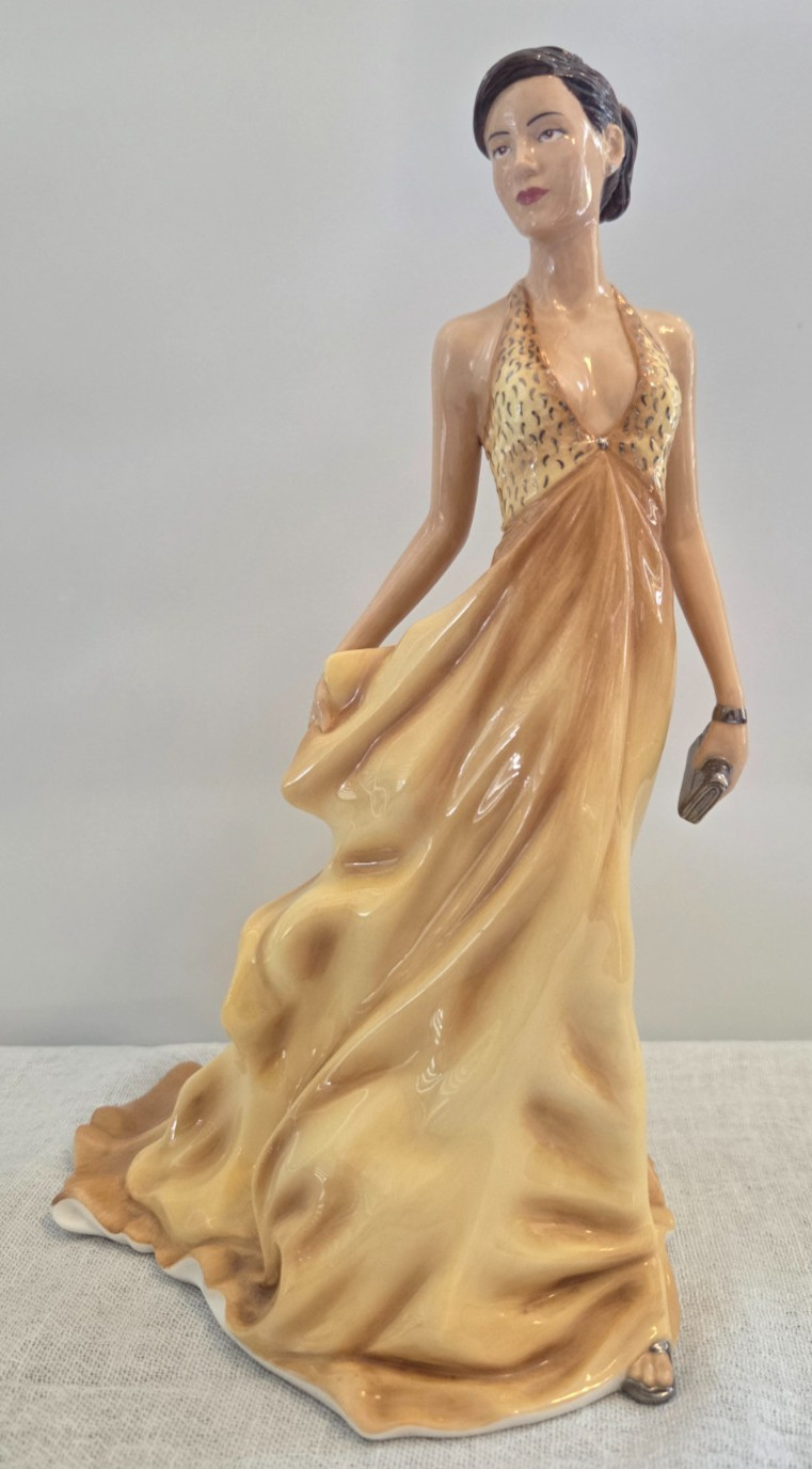 2007 Pristine Royal Doulton Vanessa HN 5058 2007 Pristine Royal Doulton Vanessa HN 5058