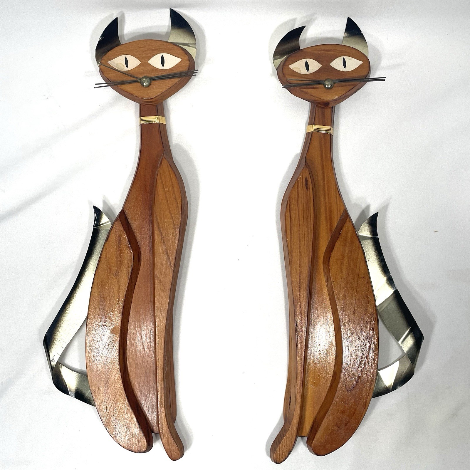1960’s Pair Of Masketeers Siamese Cats MCM Wall Hanging Wood & Metal Art, GUC