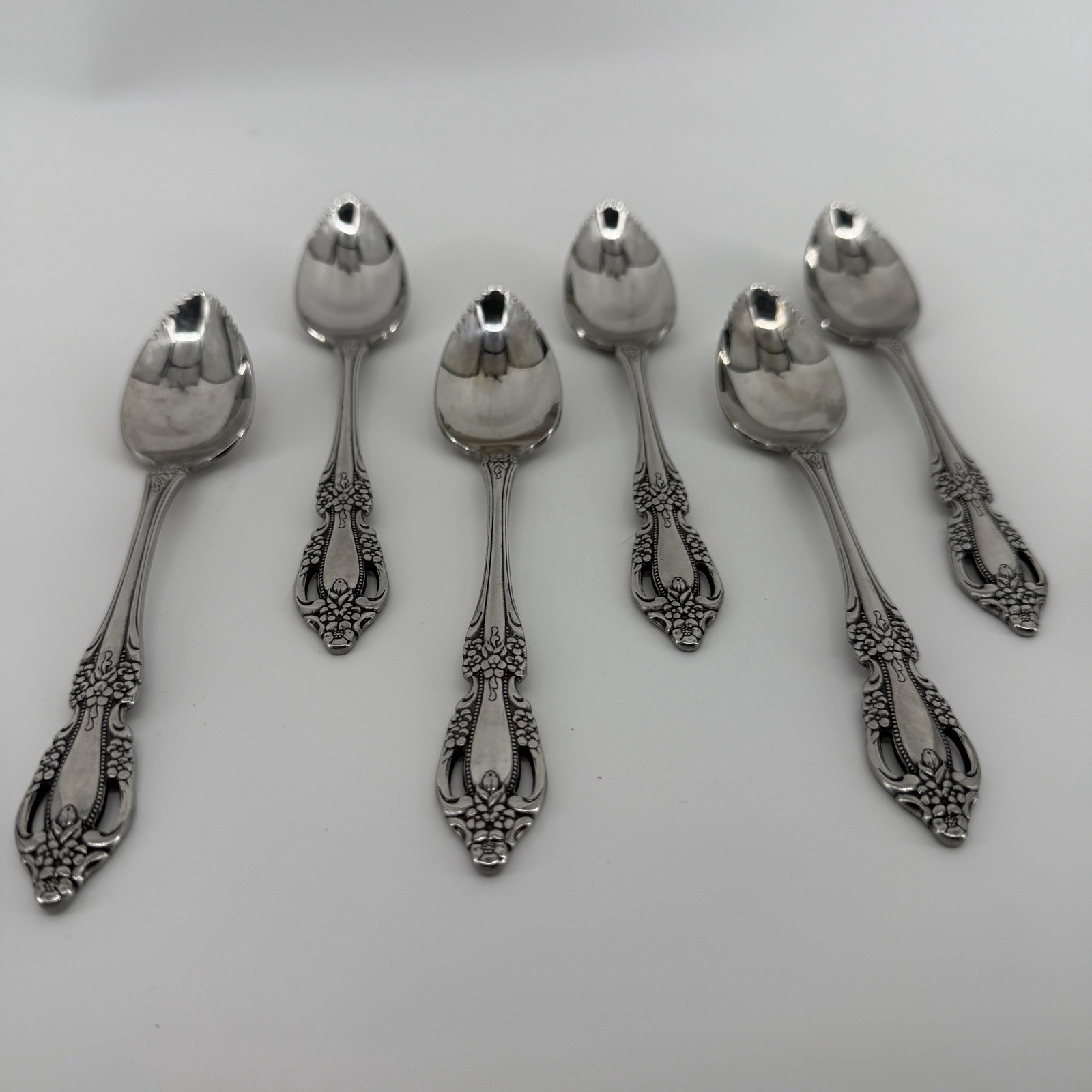 Oneida Raphael Distinction Deluxe Stainless Grapefruit Fruit Spoon 6\