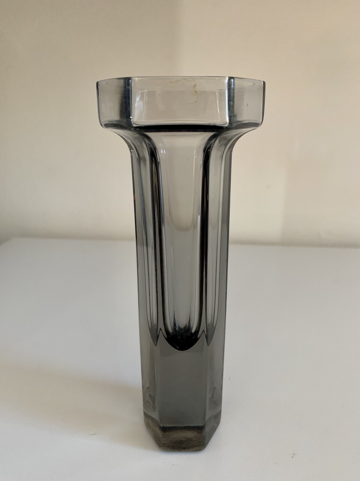Vintage WEDGWOOD England FRANK THROWER \'Brutus\' MIDNIGHT CRYSTAL Bud Vase