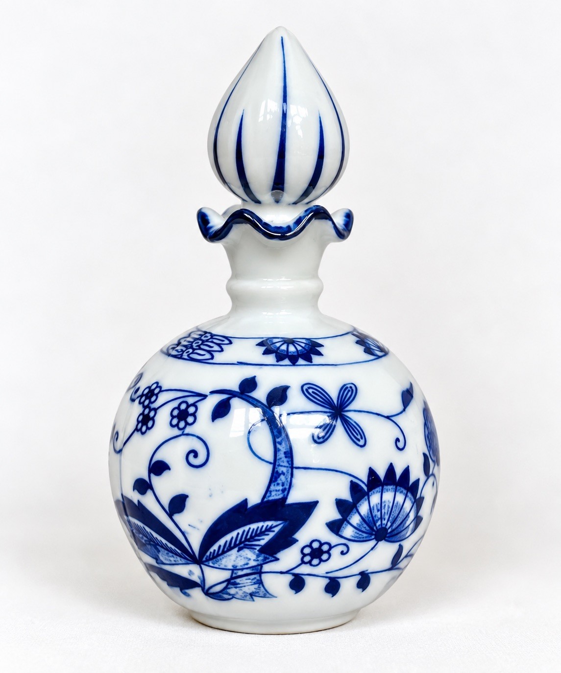 Vintage Woods Fine China Blue Onion Porcelain Perfume Bottle w/ Stopper