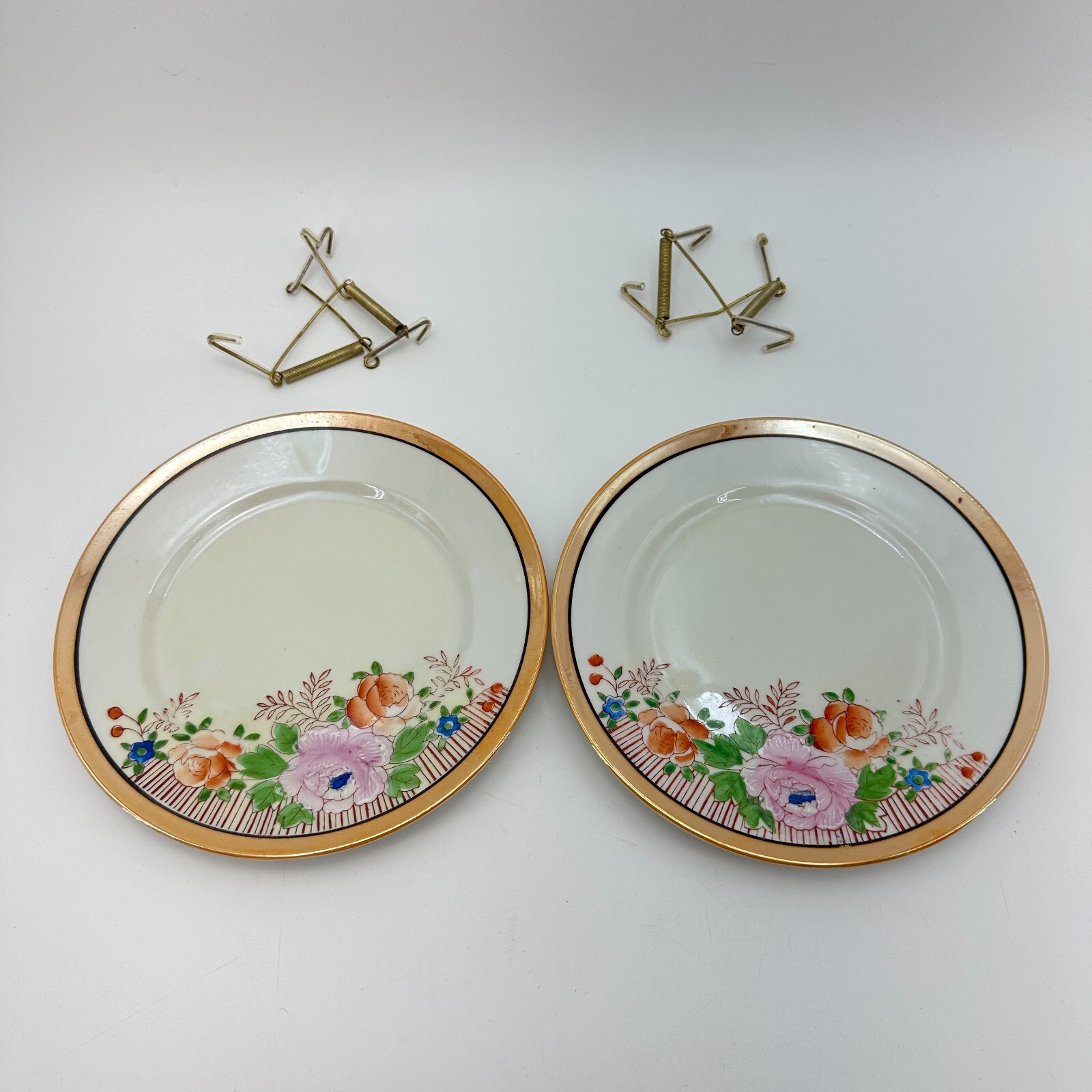 Vintage Japan Lusterware Plates 7.5in Floral Hand Painted Wall Decor Pair