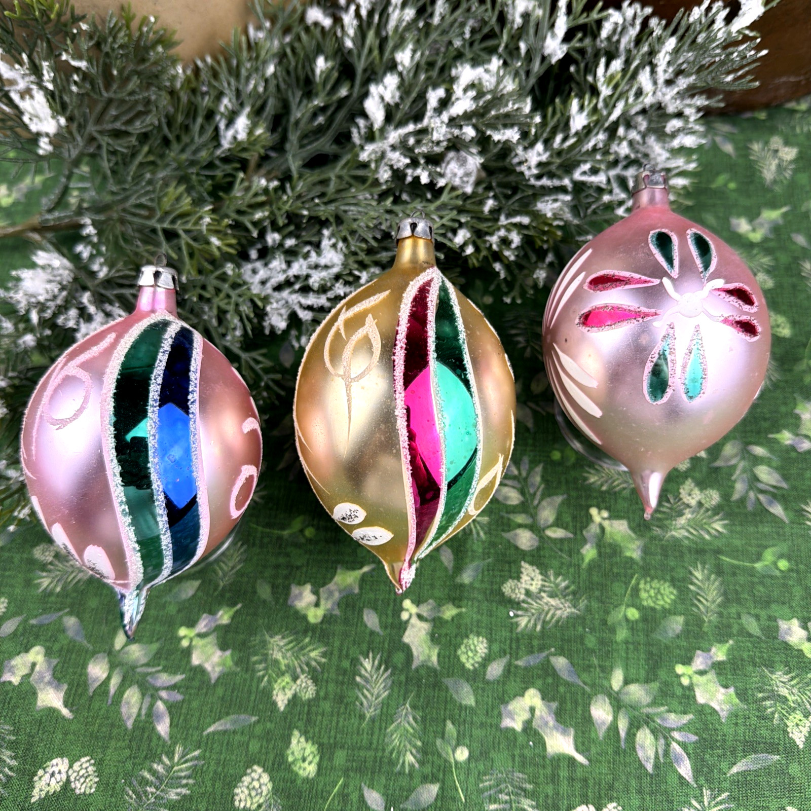 3 VTG Poland Fantasia Blown Glass Christmas Ornaments 4\