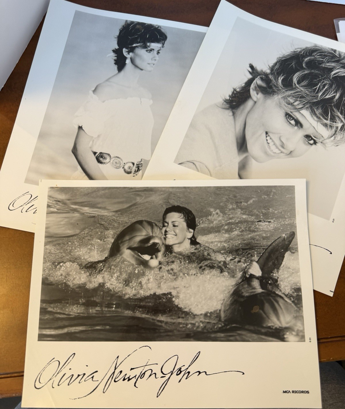 Lot of 3 OLIVIA NEWTON-JOHN B/W 8x10 photos (4.29b)