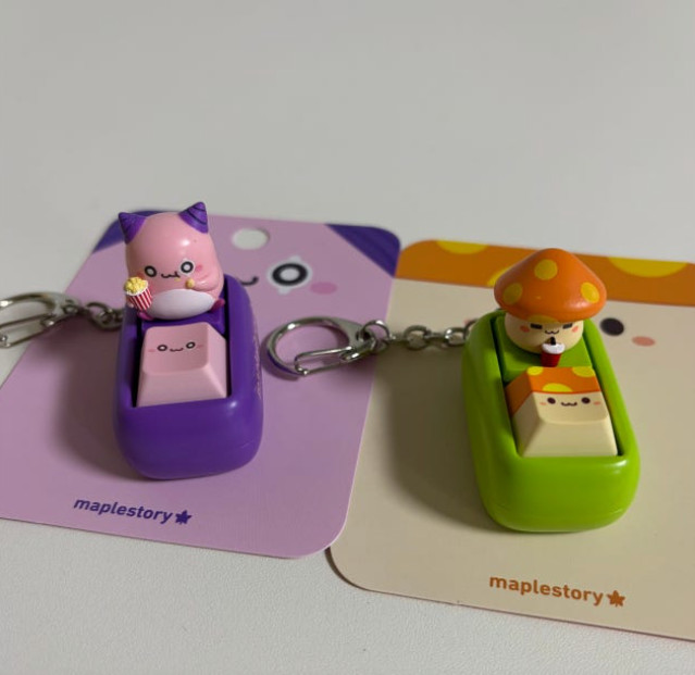 MapleStory Lotte Cinema Keycap Keyring Orange Mushroom Pink Bean Korea Limited