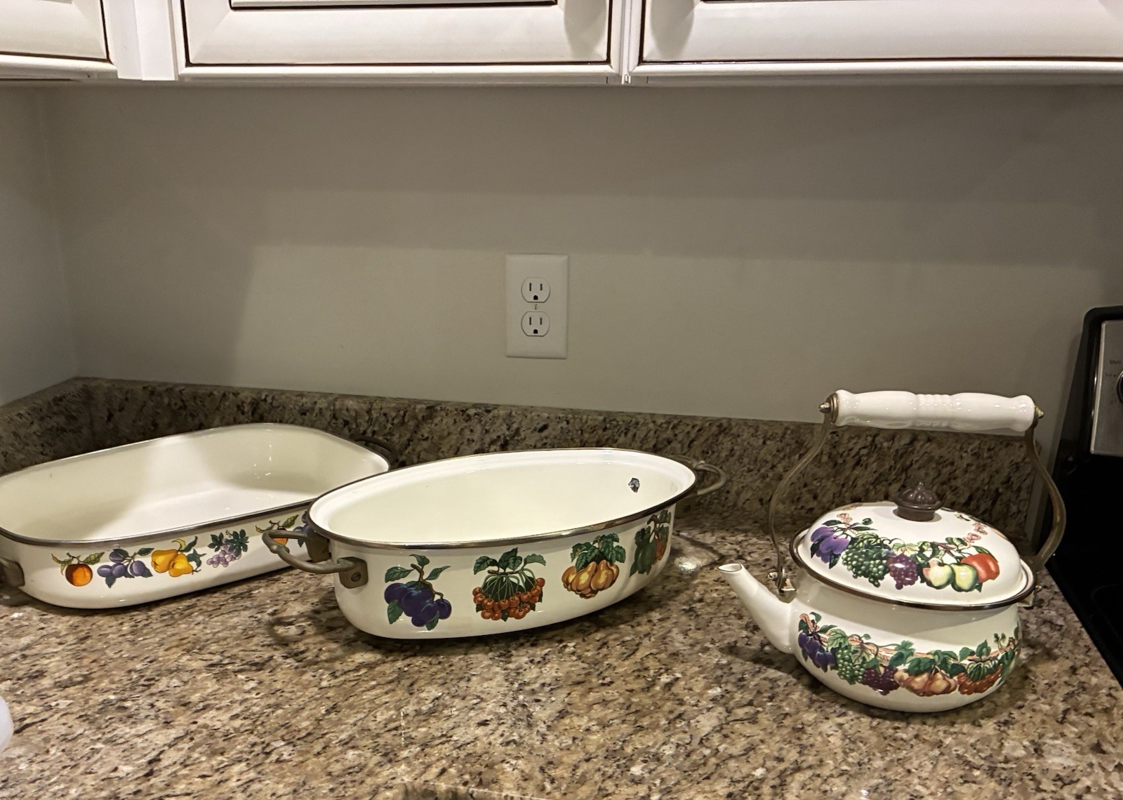 Vintage 4 pc set Tabletops Unlimited “Kensington Garden” RARE Cookware