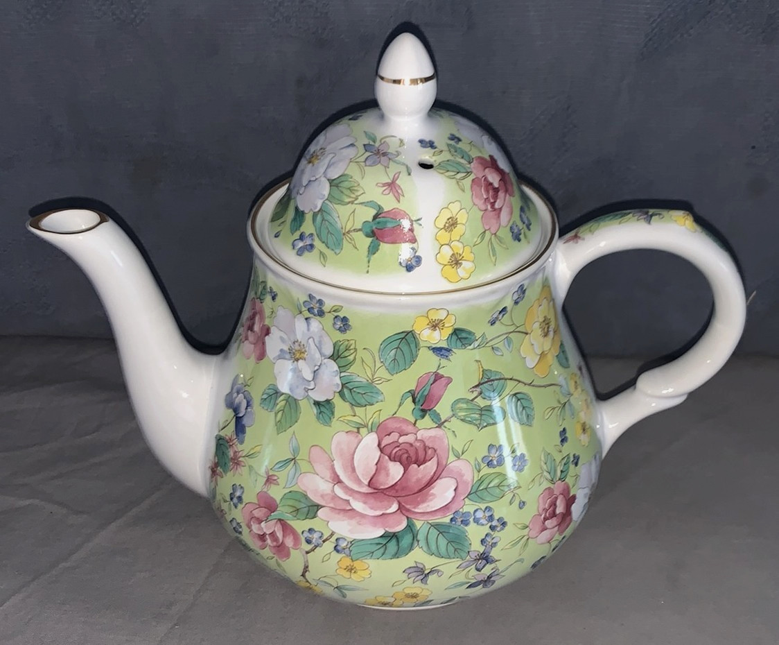Nice Vintage  Arthur Wood & Son  England  Floral Rose  Teapot  6584