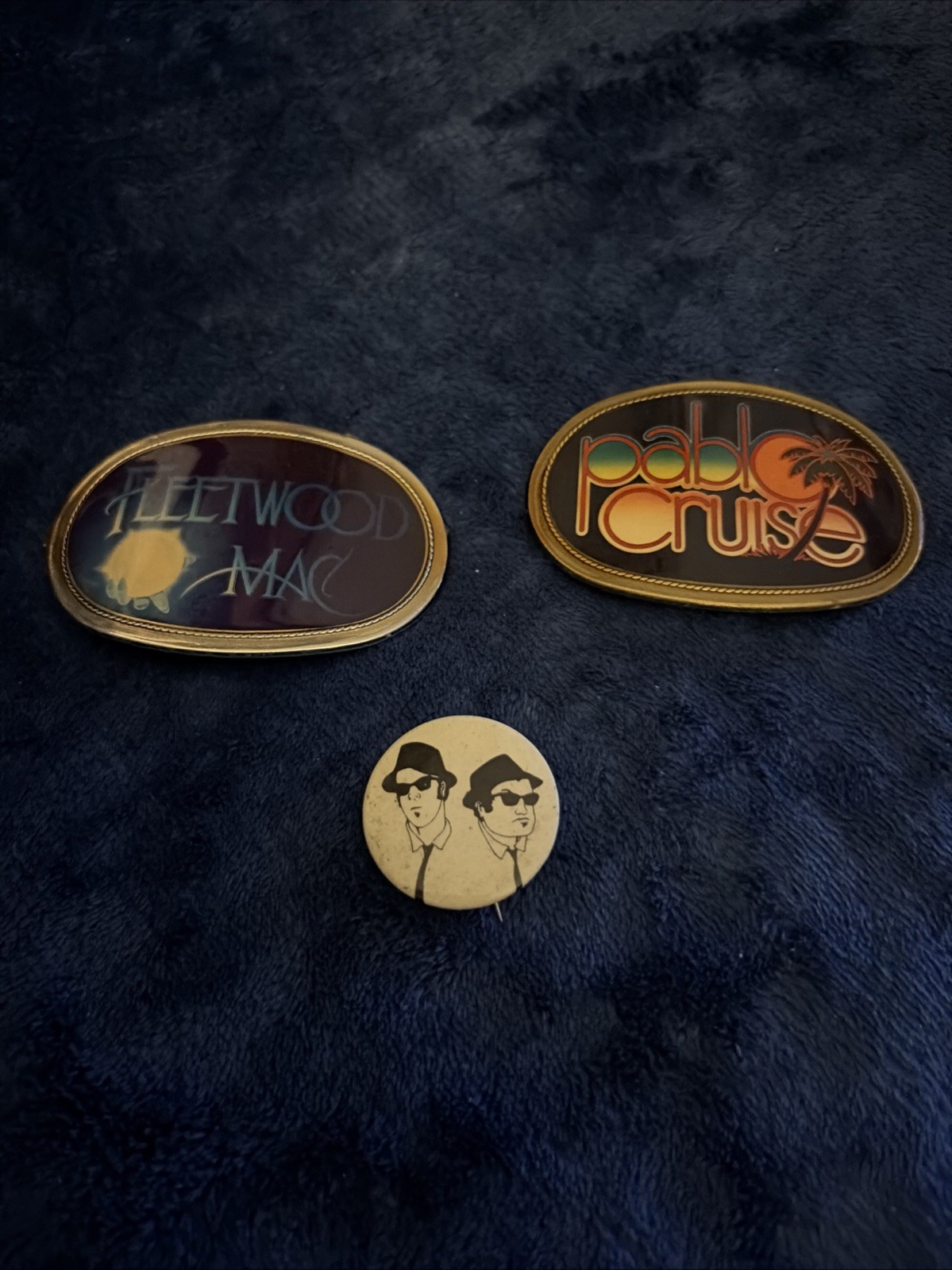 Lot of 3 Classic Rock Belt Buckes and nostalgic period Blues Brothers button Lot of 3 Classic Rock Belt Buckes and nostalgic period Blues Brothers button