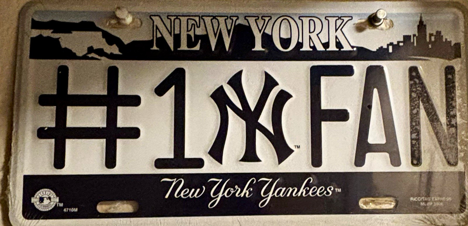 New York Yankees Novelty License Plate New York State #1 Fan