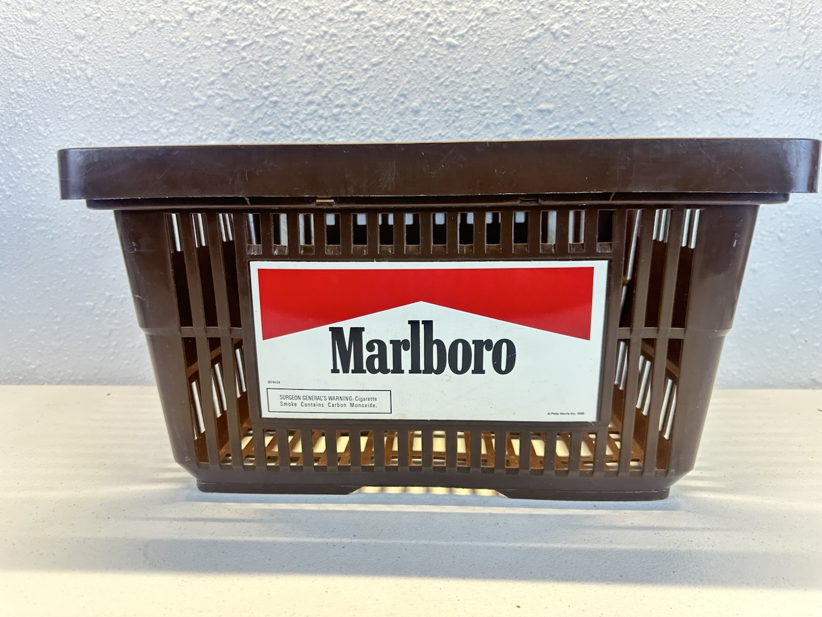 VTG 1988 Phillip Morris Marlboro Man Plastic Brown Store Basket Advertising