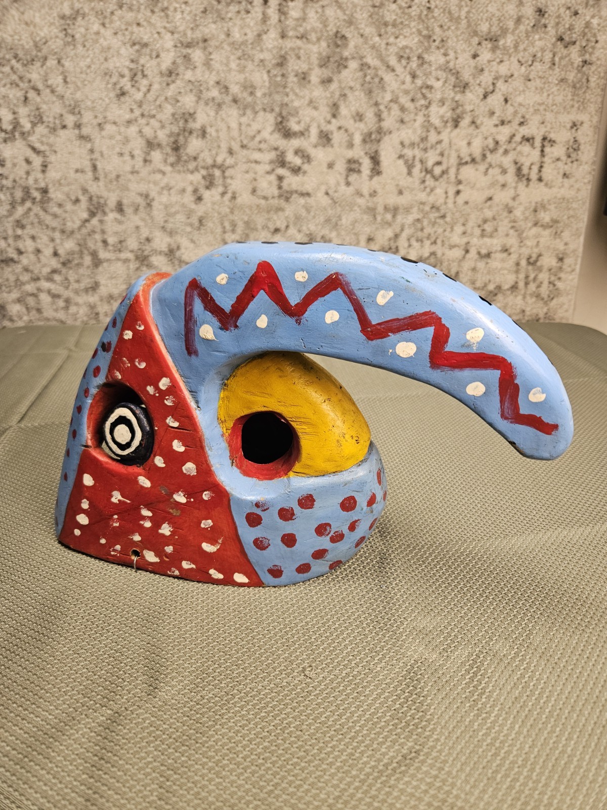 Vtg Mexican Folk Art Hand-Carved Painted Wood Bird Mask 12x8x6\