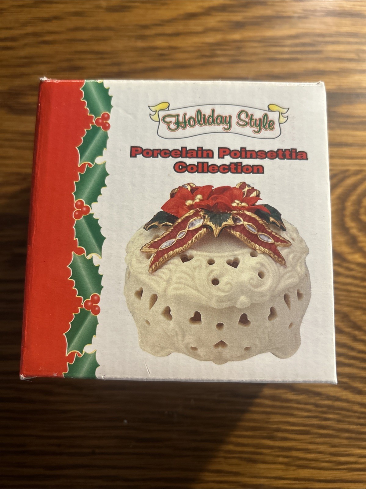 Holiday Style Porcelain Poinsettia Collection