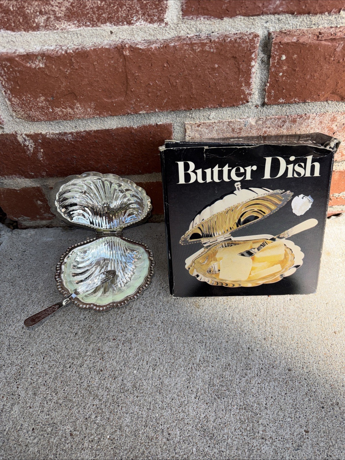 Vintage Leonard Silver-Plated Clam Shell Butter Dish Set Crystal Liners Knife