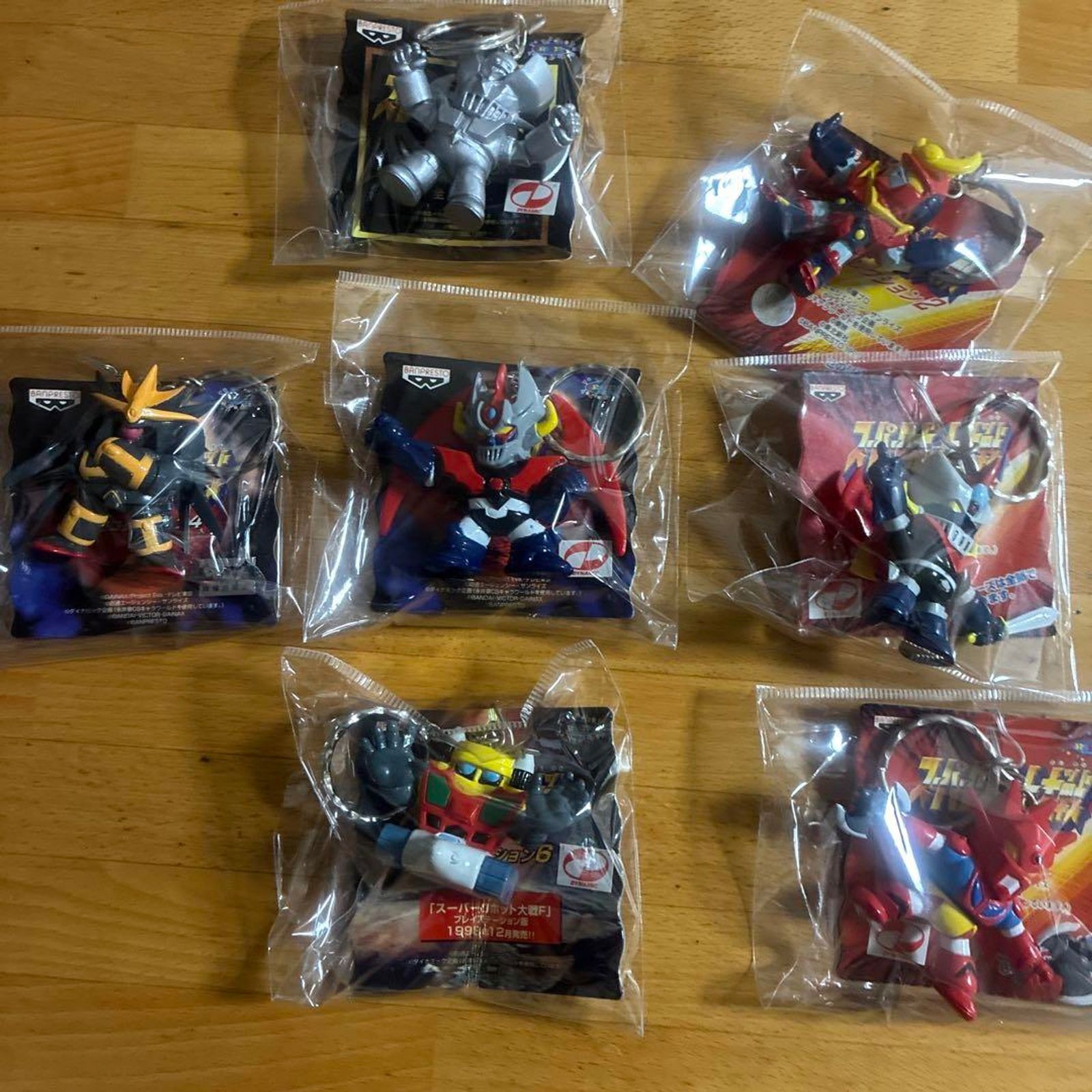 Super Robot Wars Atsunetsu Collection Figure Keychain Set of 7 Banpresto 1997-98