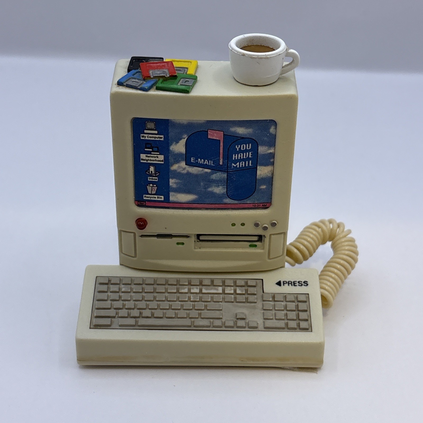 Vintage 1997 You’ve Got Mail Talking Office Computer Magnet WORKS