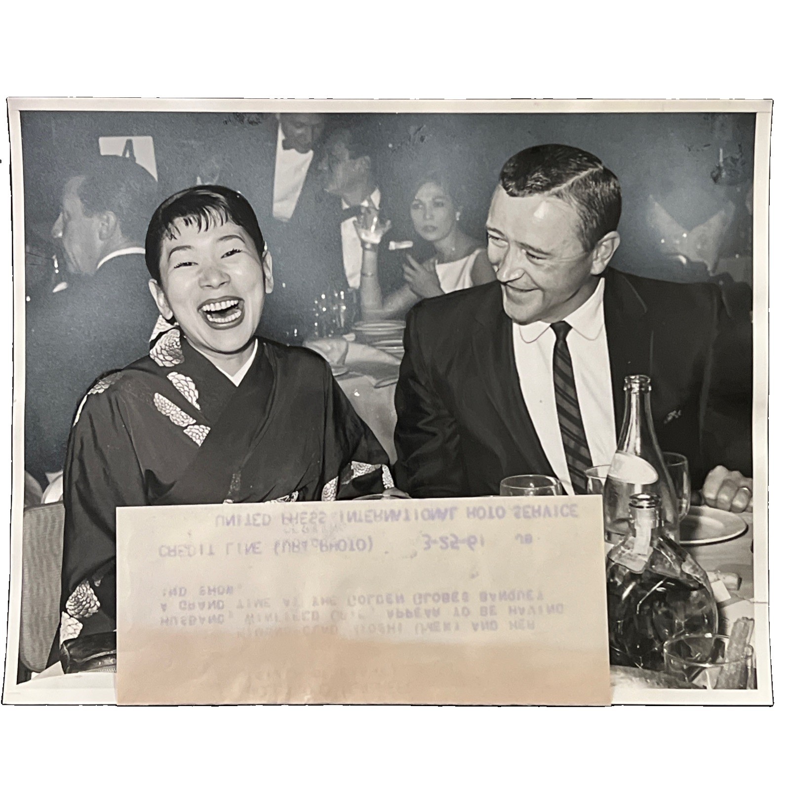 1961 Original Press Photo Miyoshi Umeki Winfield Opie Golden Globe Awards Rare