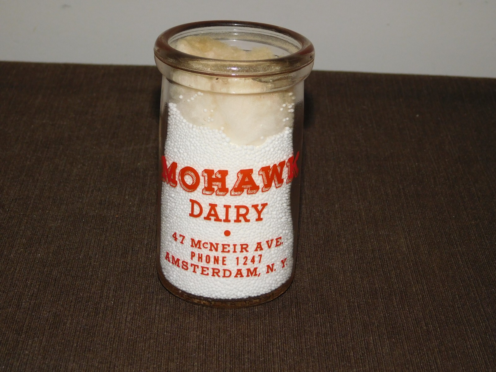 VINTAGE HALF  PINT  GLASS MILK BOTTLE MOHAWK DAIRY AMSTERDAM NY